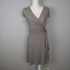  ANN TAYLOR  Wrap Dress sz  6 white brown  v neck stretch short sleeve   t1