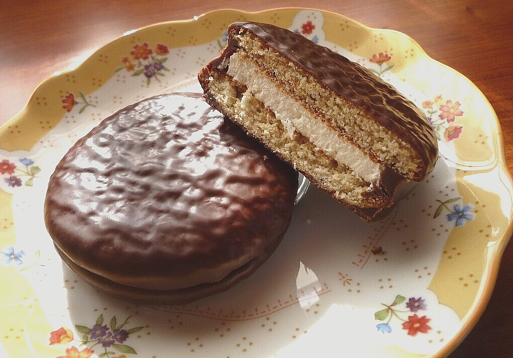 CHOCO PIE Lotte 1 package 9 pieces chocolate sweets candy made in