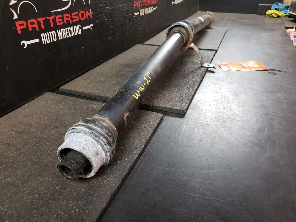 14-16 AUDI ALLROAD QUATTRO REAR DRIVE SHAFT ASSEMBLY W-W:21" W-W:25" - Image 3 of 4