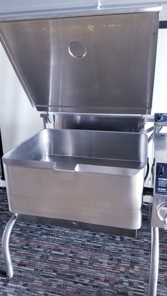 GROEN 40 GALLON NATURAL NAT GAS TILT TILTING SKILLET BRAISING PAN BPM