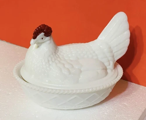 Vintage Westmoreland White Milk Glass Hen On Nest Covered Dish