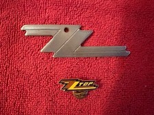 ZZ top keychain and cloisonn pin fan club items 1980's