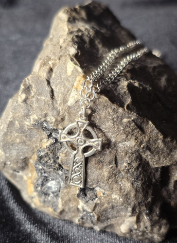 Men's/Boy's Celtic Cross Pendant Necklace 925 Cable Chain 16in
