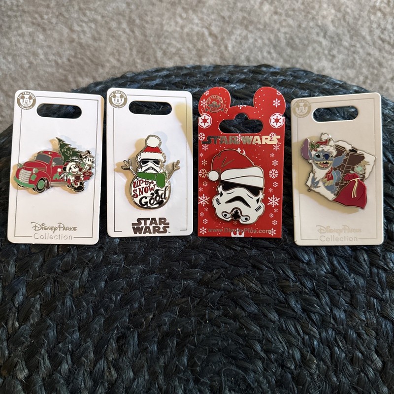 Disney Parks Collection, Christmas Pins, Mickey, Minnie, Star Wars, And Stitch ￼