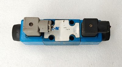 Vickers Directional Valve DG4V-3 (e.g 2C,6C,0C) ETN Valve (FREE SHIP)