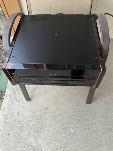 Pioneer CLD97 ELITE CD CDV LD Laserdisc Player  Working w no Remot G2U