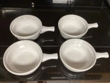 4 TUXTON 117 STONEWARE WHITE GRAB IT BOWLS  WITH HANDLE 16 OZ SOUP ,CHILI