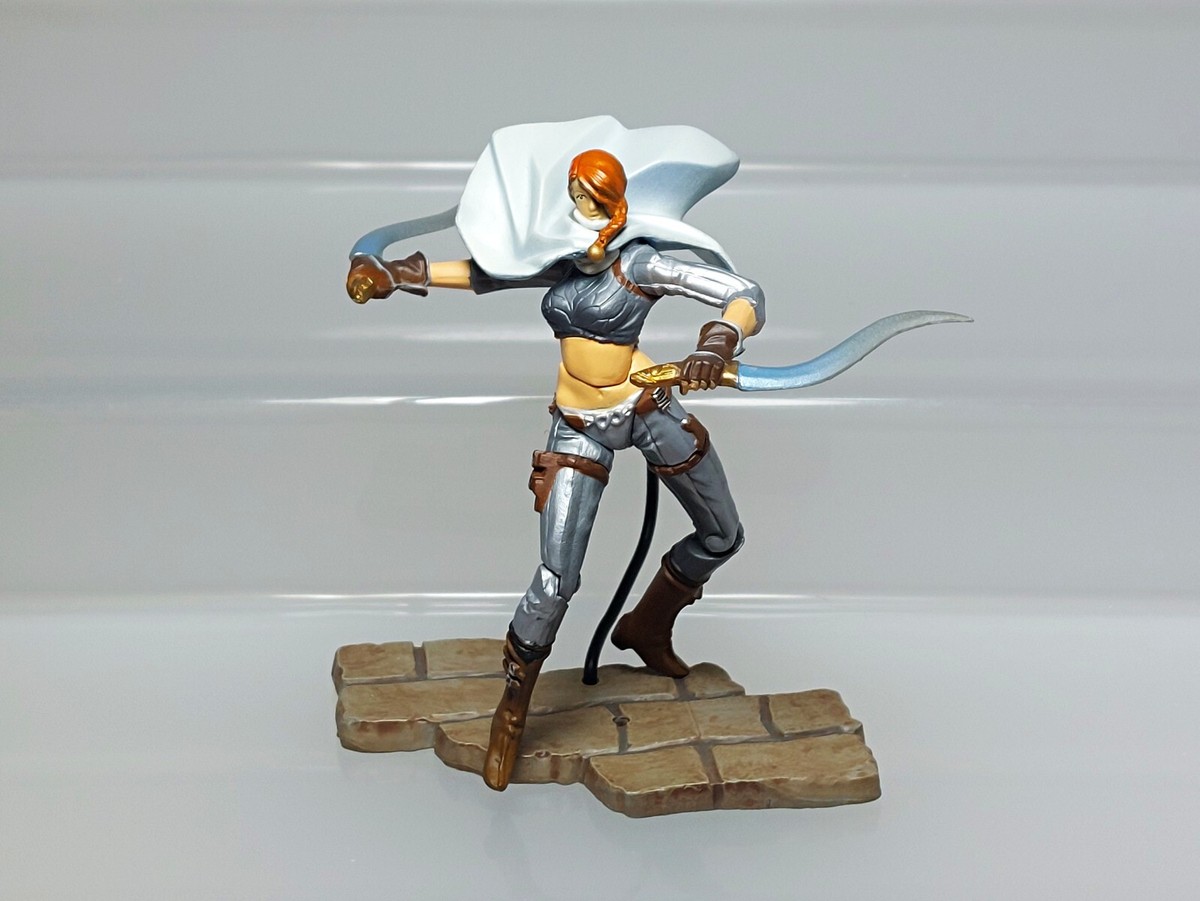 K-T Mini Action Figure Devil May Cry 2 Lucia Kaiyodo Takara