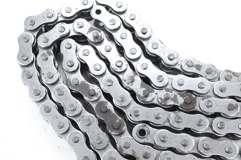 CADENA DE TRANSMISIÓN PRINCIPAL MOTO SPORTBIKE RK 50 HF0 104 ESLABONES Foto 4 de 4