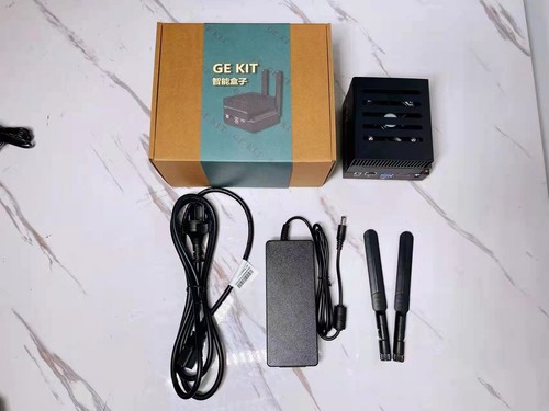 NVIDIA Jetson AGX Xavier Developer Kit (32GB) 945-82972-0040-000 - 第 1/5 張圖片