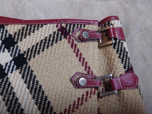 Burberry Blue Label Beige Wrapped Skirt Size 38 used - Picture 7 of 7
