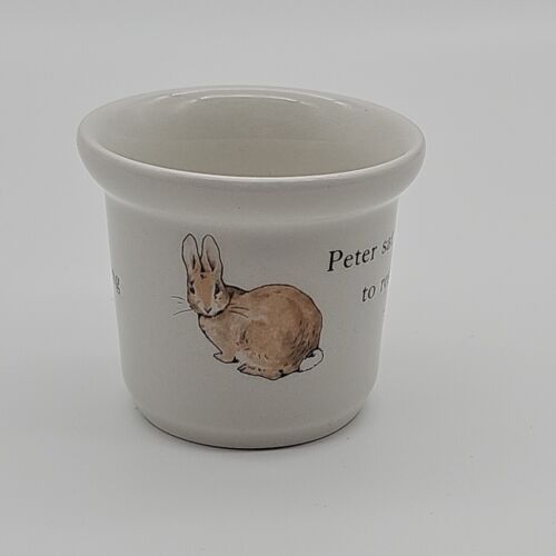 Vintage Wedgwood Peter Rabbit Egg Cup Frederick Warne 93 England - Foto 1 di 5