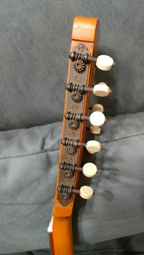 NICE SOUNDING VINTAGE 12 STRING TEARDROP MANDOLIN**SEE VDO** - Picture 8 of 24