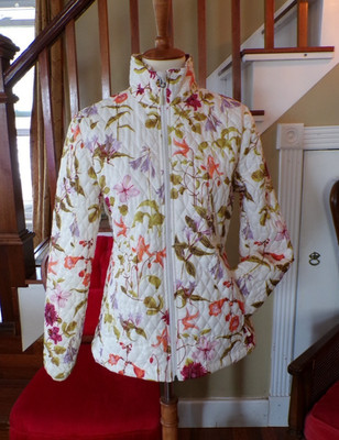 LANDS END Women's Floral Quilted Jacket Size Medium (10-12)
