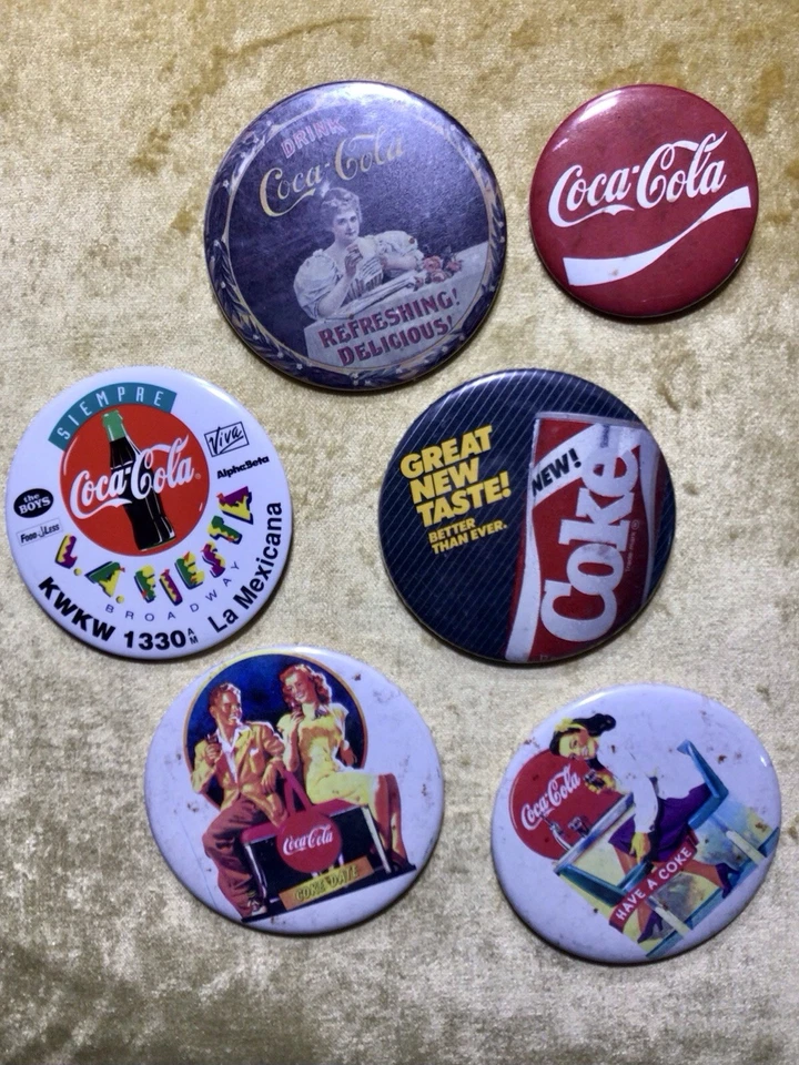 6 Assorted Retro Coca’Cola / Coke Buttons - Image 4 of 4