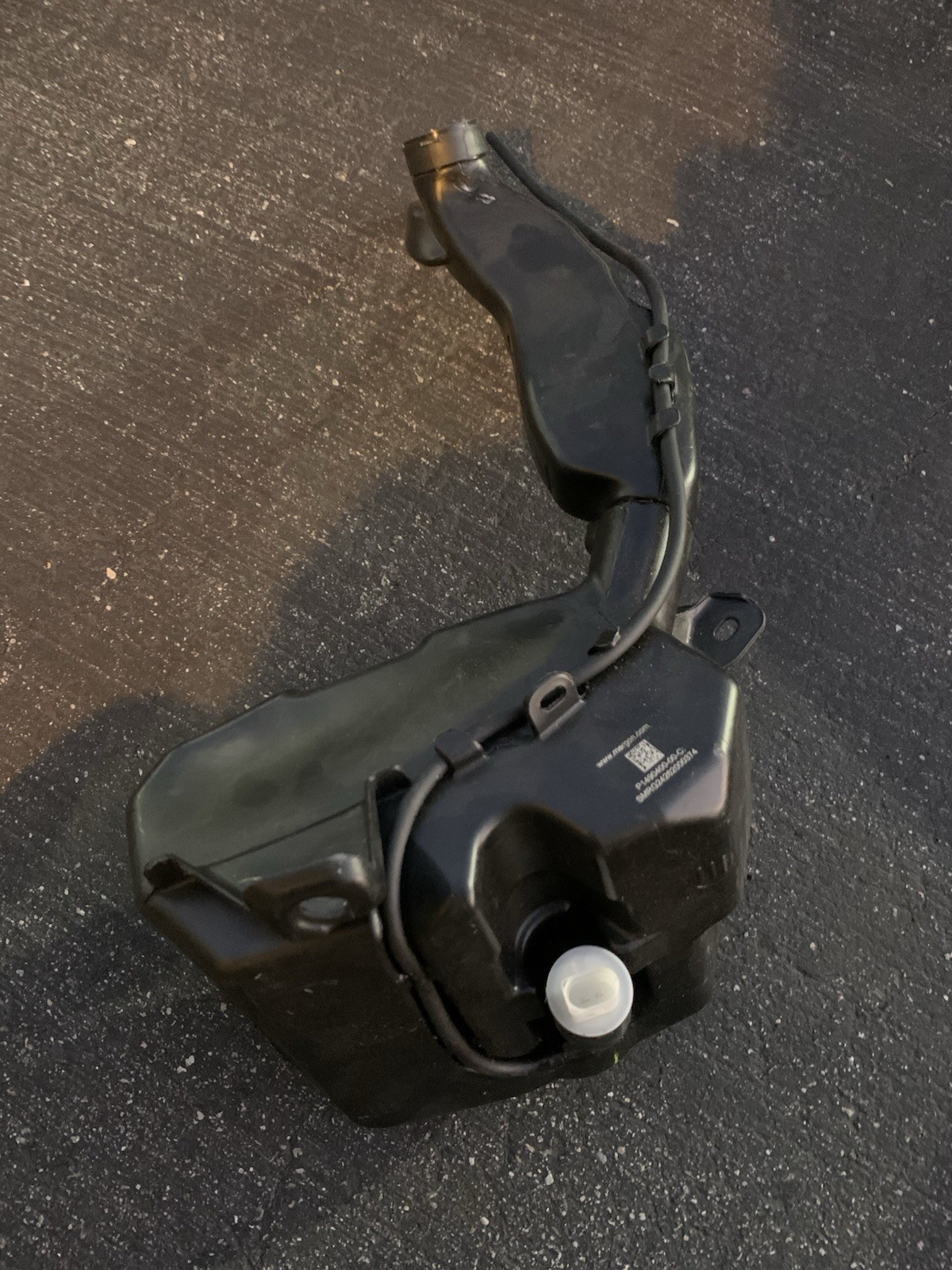 OEM Tesla Model Y 2020-2025 Windshield Wiper Fluid Reservoir 1490400-00-C
