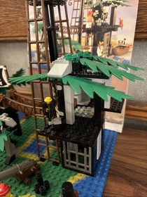 LEGO 6270 Pirates: Forbidden Island & instruction booklet 97% complete