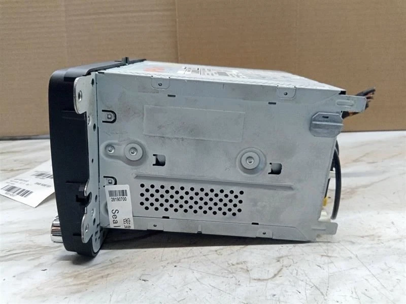 Volkswagen Golf Sirius XM 2010 radio CD de un solo disco 56D35190A Foto 2 de 4