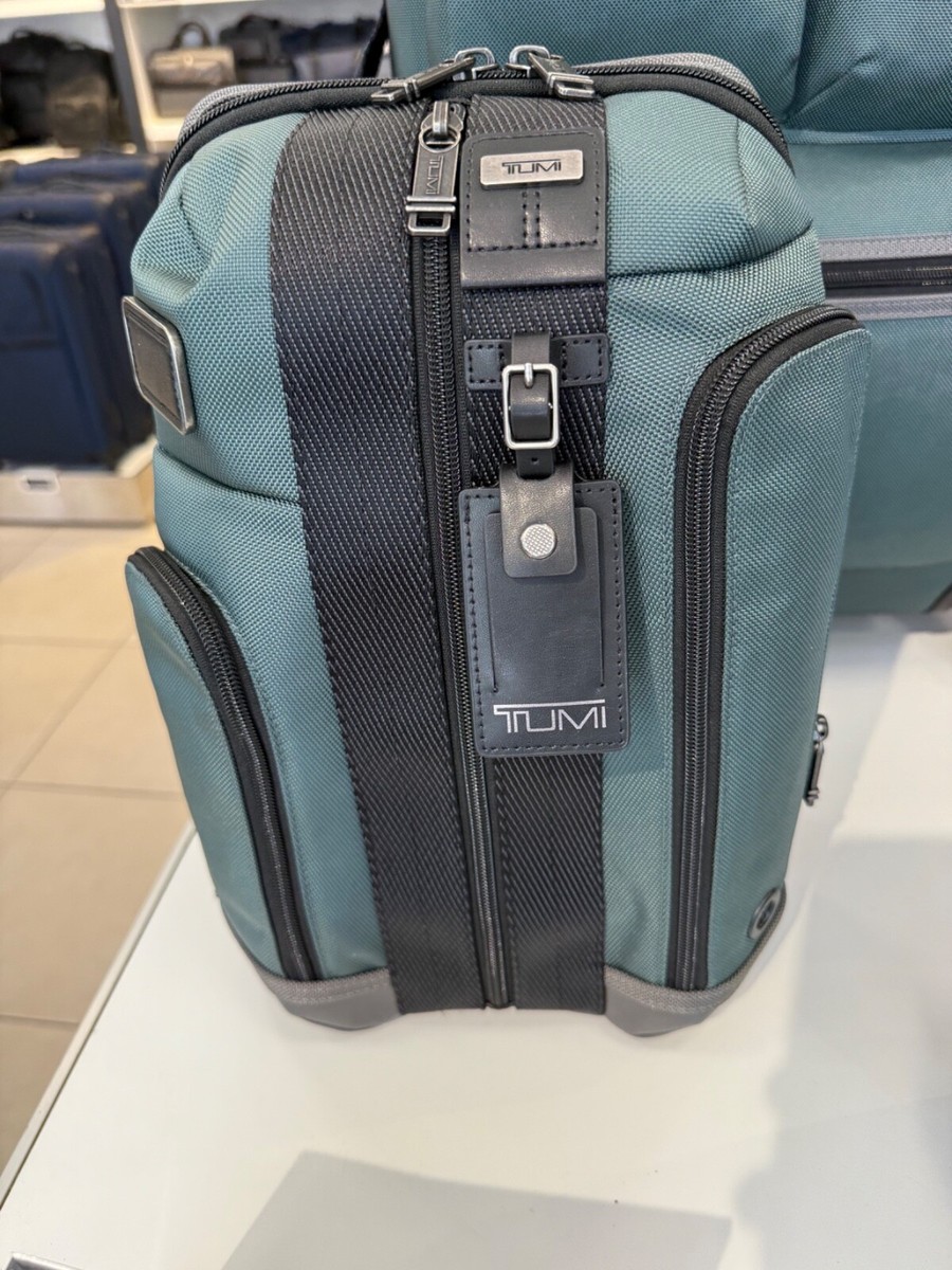 h*o様 TUMI 2223404CHRO Higgings Slinger NEW Tumi Fremont HIGGINS