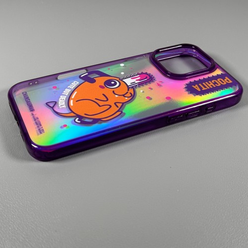 Funda diseñada para iPhone 16 PRO MAX: Pochita "Linda pero mortal" Holográfica - Imagen 12 de 15
