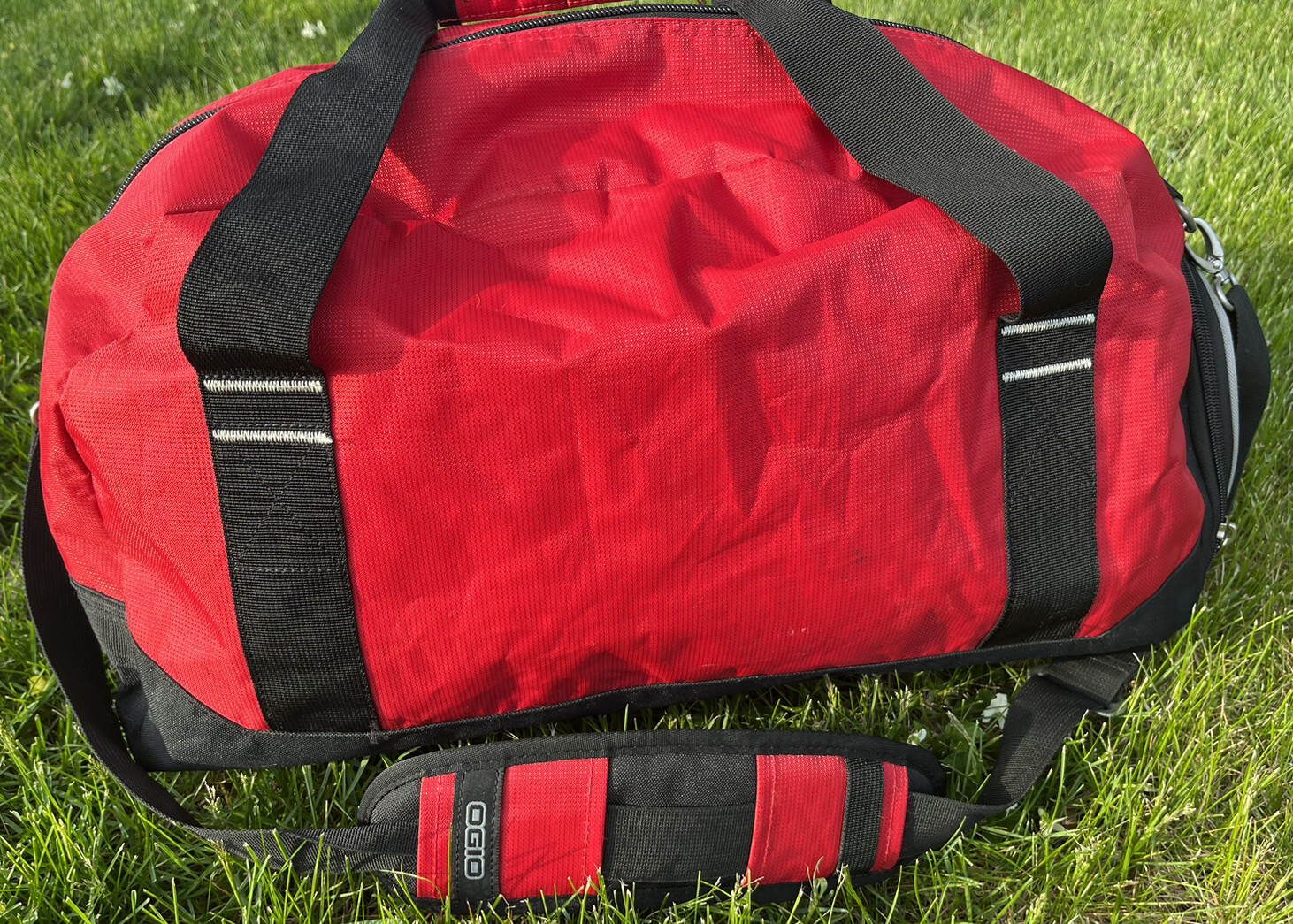 Ogio Red Black Dome Duffel Gym Bag eBay