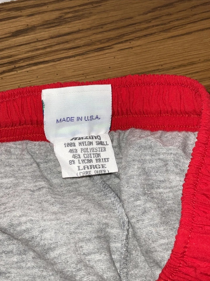 Pantalones cortos deportivos vintage Mizuno para mujer XL hechos en EE. UU. Foto 4 de 4