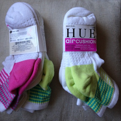 Hue Air-Cushion One Size 3 Pair Pack Mini Crew Top Ladies Socks - Made in USA - Picture 6 of 6