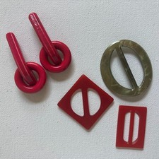 Buckles Vintage PLastic Buttons Red and Green