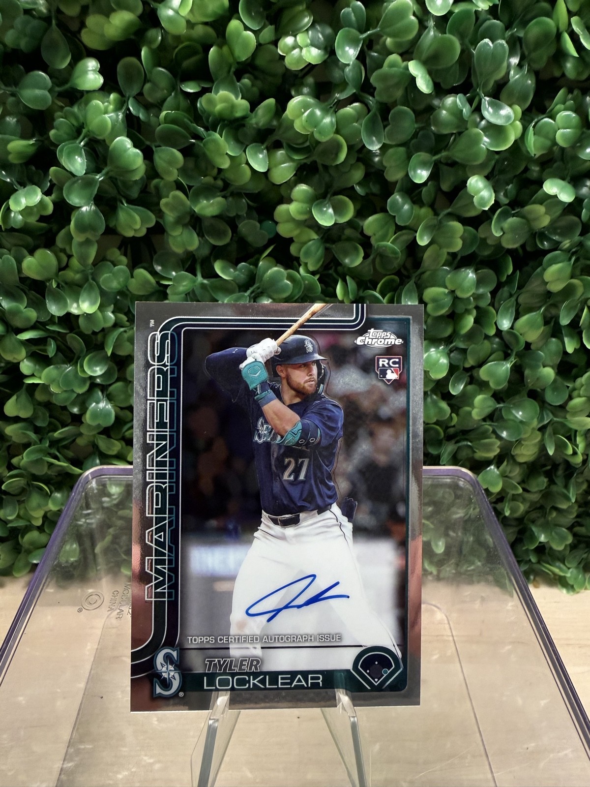 2025 Topps Chrome - Rookie Autographs Tyler Locklear #RA-TL (AU, RC)