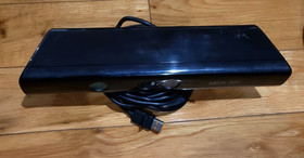 Xbox 360 S Slim 4GB 1439 Console Kinect Bundle, Controller Power AV, TESTED