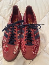 Adidas womens sneaker size 9 maroon floral/pa...