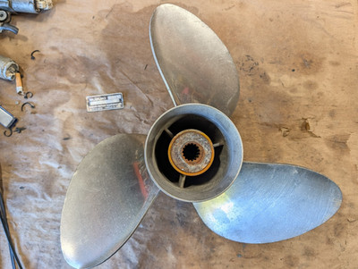 Suzuki 3x16x21.5R Stainless Prop Propeller 200 225 250 HP
