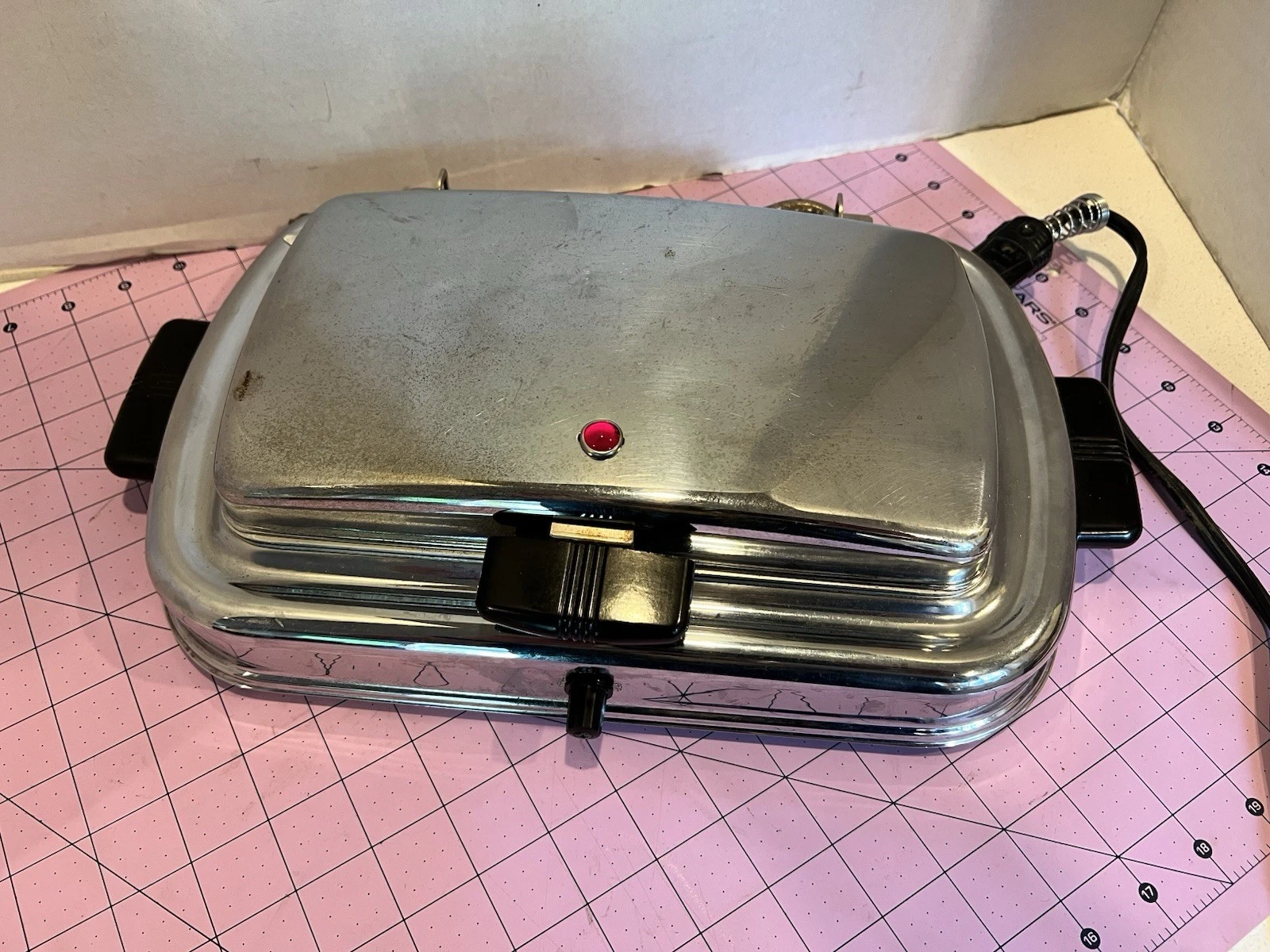 Vintage Westinghouse Electric Sandwich Grill STC-54 + Power Cord Tested USA
Opens in a new window or