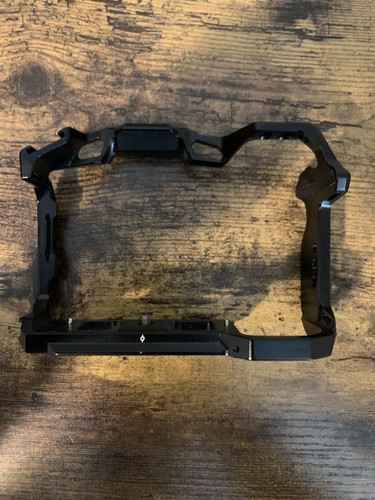 Cage appareil photo Smallrig pour Canon R5/R6 - Photo 2 sur 3