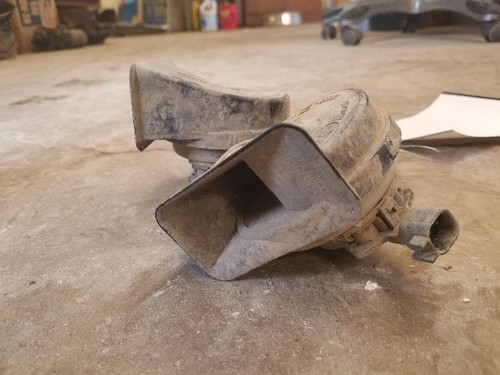 2008 f250 super duty horn - Picture 4 of 12