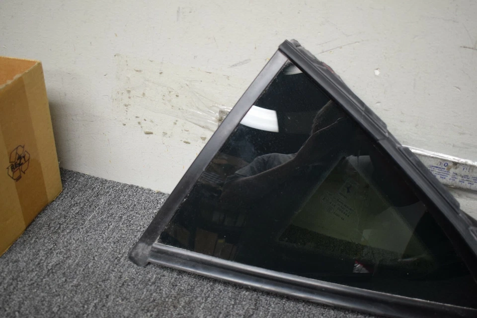 FERRARI CUARTO TRASERO CONJUNTO VIDRIO FÁBRICA OEM Foto 2 de 4