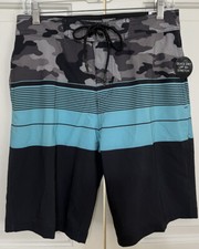 NWT No Boundaries size 28 black grey blue camo striped swim trunks mens