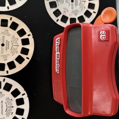 Vintage 3-D View Master with 13 Cards Reels Disney