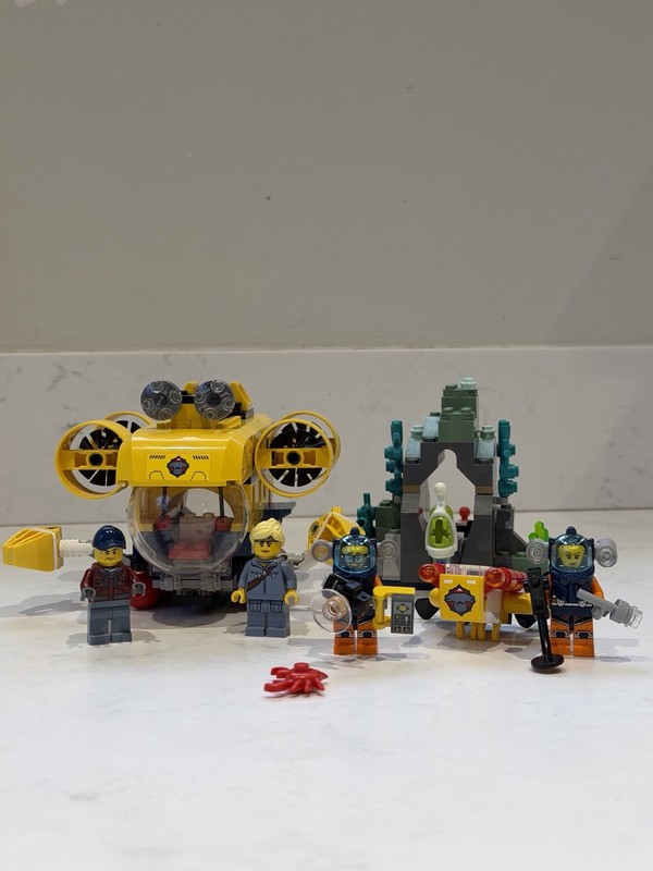 LEGO City: Ocean Exploration Submarine 60264 (99% Complete)