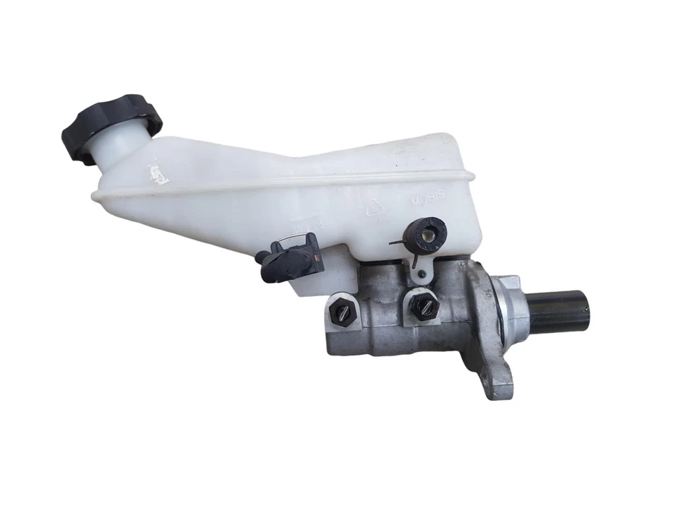KIA SPORTAGE Brake Master Cylinder 1685 Diesel D4FD 2016 - Image 3 of 4