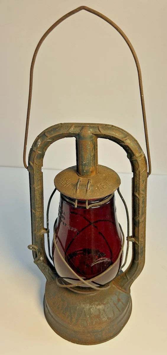 Dietz Monarch Lantern In Collectible Railroad Lanterns & Lamps for