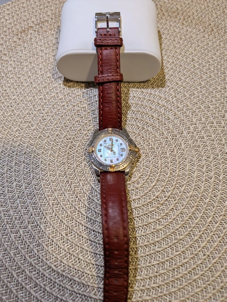 Breitling Cockpit Lady Damenuhr – mit Diamanten & Lederarmband - Bild 2 von 4