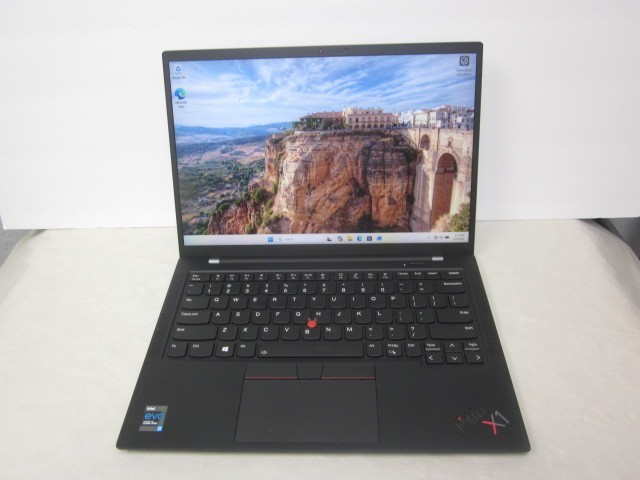 Lenovo ThinkPad X1 Carbon 9th Gen, 14-Inch Laptop, with I7-1185G7, 512 GB NVMe (Non-Volatile Memory Express), Windows 11 Pro