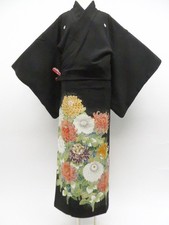 Japanese Vintage Kimono Kuro Tomesode Silk 5 Crests Chrysanthemum eb-1382