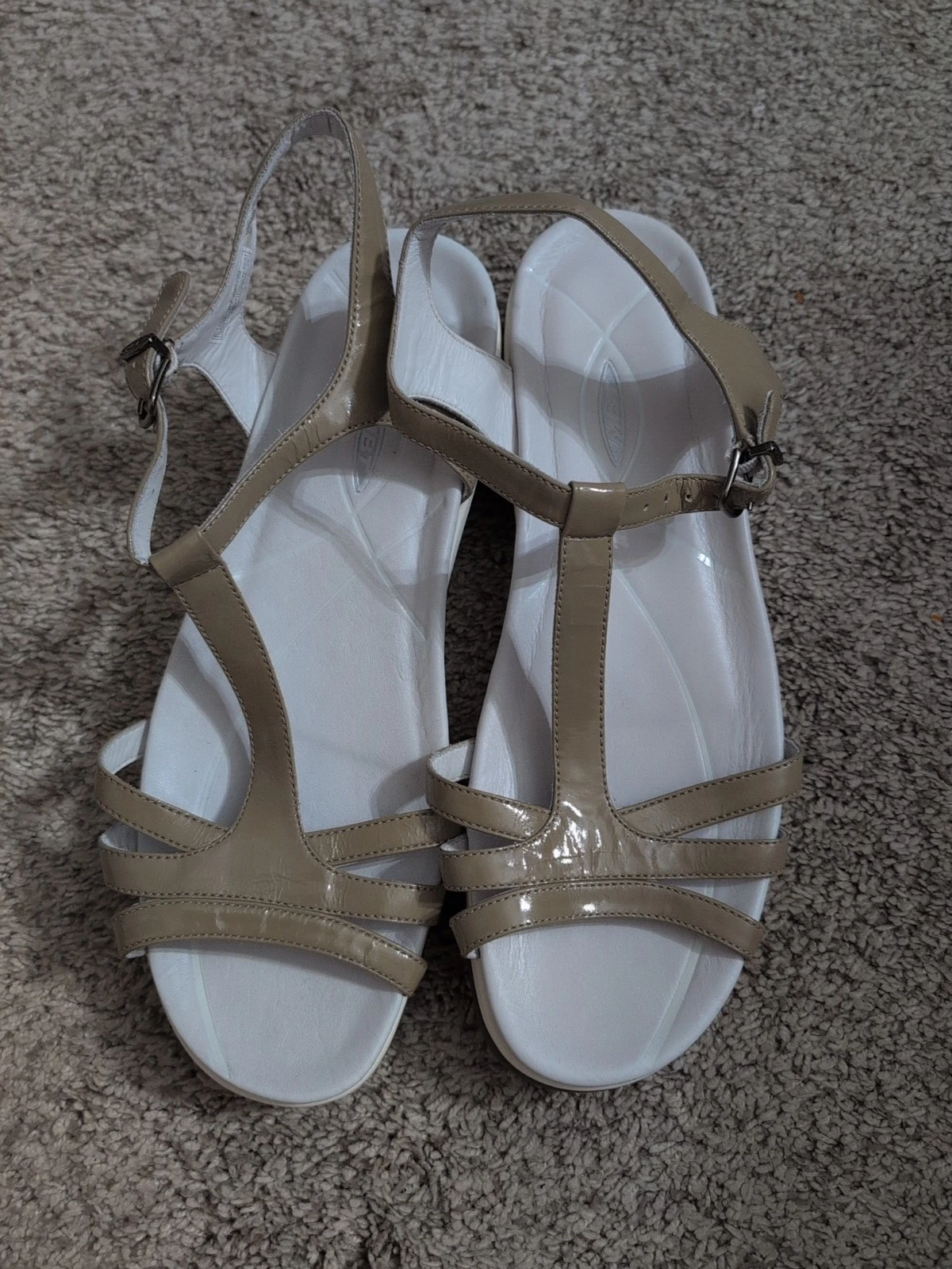 MBT Sadiki sandali donna 42 o 11 11 5 marrone vernice usati leggermente usati