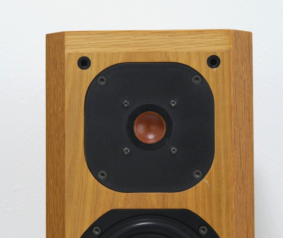 Acustik-Lab Bolero speaker pair Natural sound and vivid midrange
