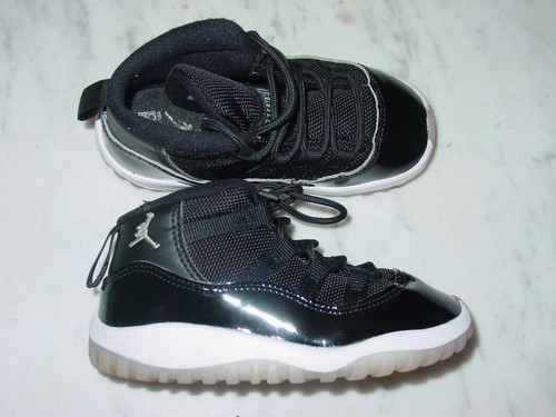 2020 Nike Air Jordan Retro 11 "Jubilee 25th Ann." Black Shoes! Size 8C - Picture 7 of 12