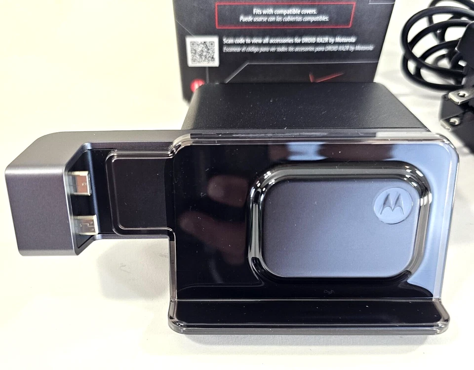 Motorola Droid Razr HD Docking Station and AC Adapter in Box - Tested - Image 2 of 4