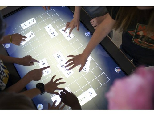 Promethean ACTIVTABLE 46" Multi Touch for preschool to year 6 Game & Study - Picture 5 of 6