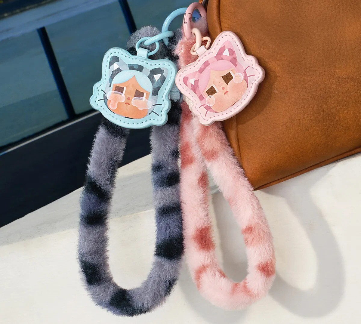 CRYBABYWildbut Cutiephone Charm Blind 6個 CRYBABY Wild but Cutie Series-Phone Charm Blind Box – WHOOPEA